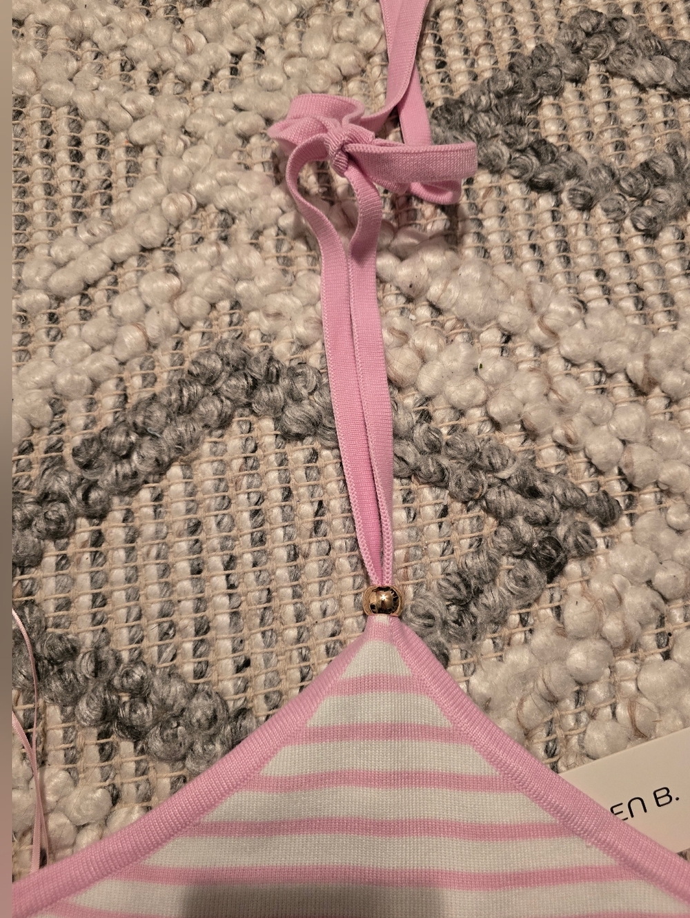 Cute Top - Picture 2 of 3